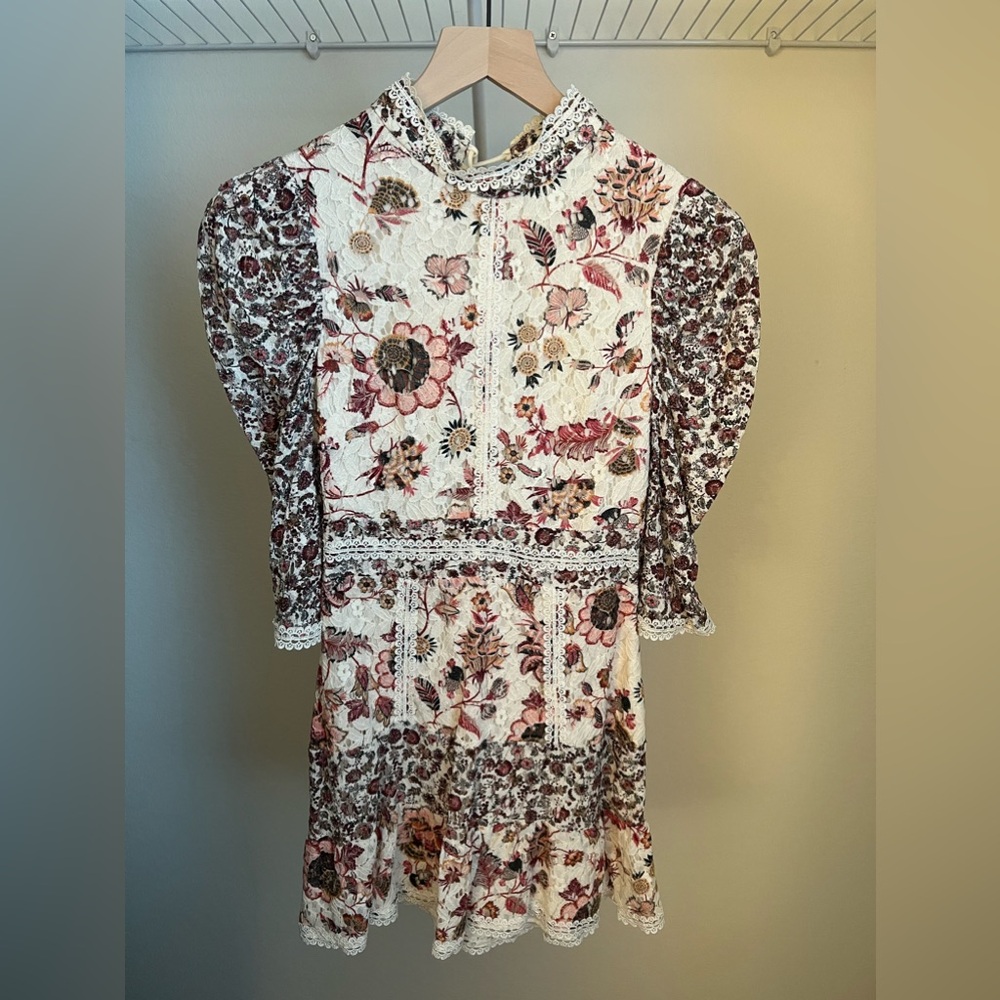 Topshop Lace Mini Dress Size: 4